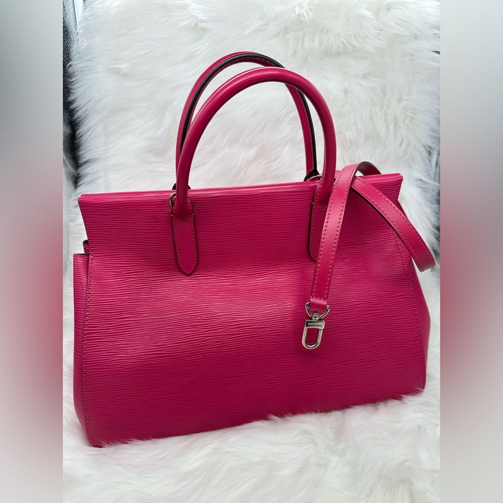 Louis Vuitton Marley MM Barbie Pink Handbag